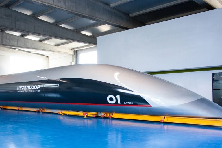 Em busca de um comboio supersónico, este país está a testar um maglev que atingirá uma velocidade de 4000 km/h. O problema será mantê-lo